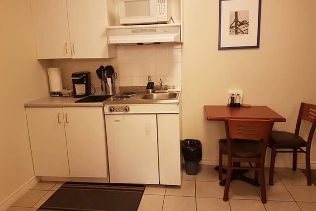 Cozy Little Studio #16 By Amazing Property Rentals Gatineau Luaran gambar